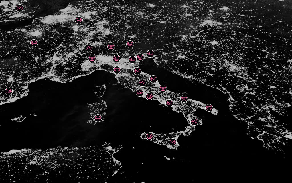 Night satellite map of Italy and Europe marked with SETUP360 team locations